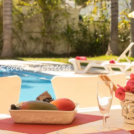 Monte Do Is A Great 5 Bedroom Fully Airconditioned With Private Pool Villa *