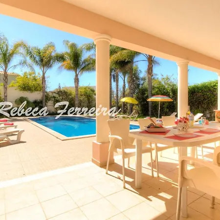 Monte Do Is A Great 5 Bedroom Fully Airconditioned With Private Pool Alvor