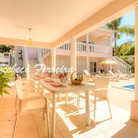 Monte Do Is A Great 5 Bedroom Fully Airconditioned With Private Pool