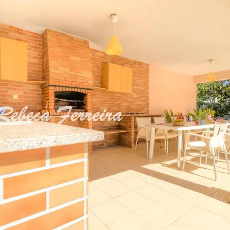 Monte Do Is A Great 5 Bedroom Fully Airconditioned With Private Pool Villa *