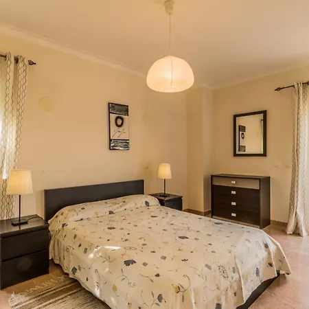Monte Do Is A Great 5 Bedroom Fully Airconditioned With Private Pool * Alvor